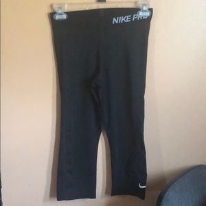 Nike pro Capri leggings